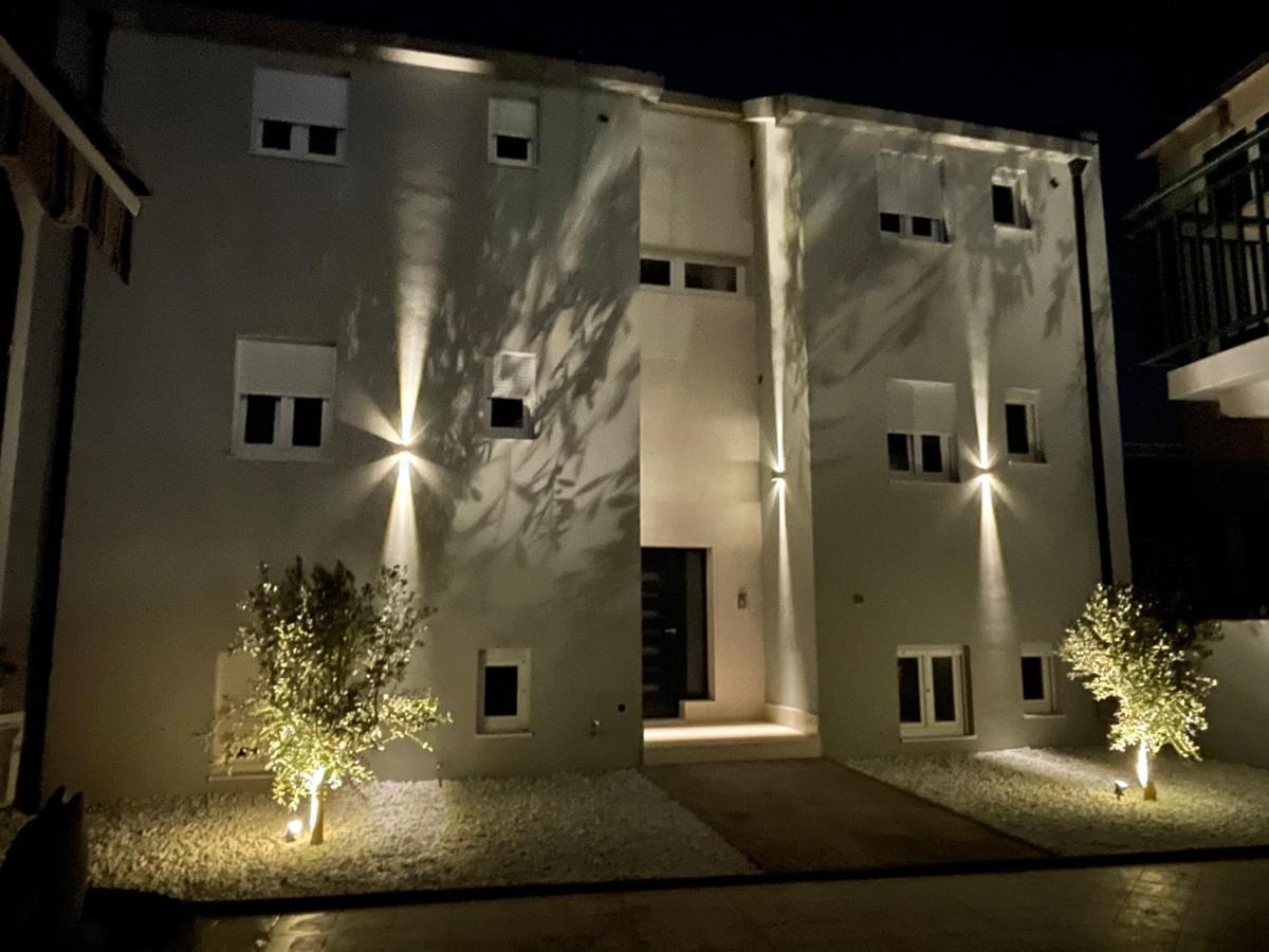 New Modern Deluxe Apartmens Domo Baška Voda Buitenkant foto