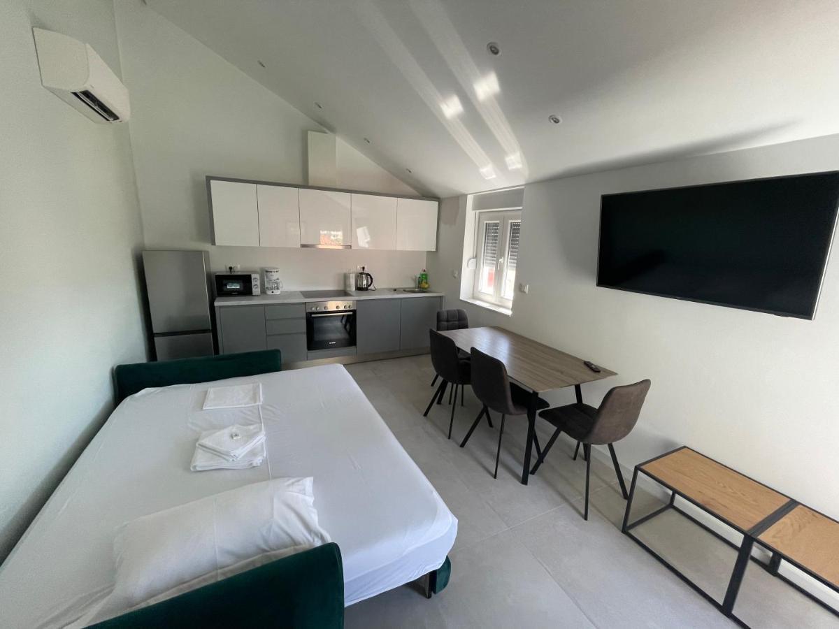 New Modern Deluxe Apartmens Domo Baška Voda Buitenkant foto