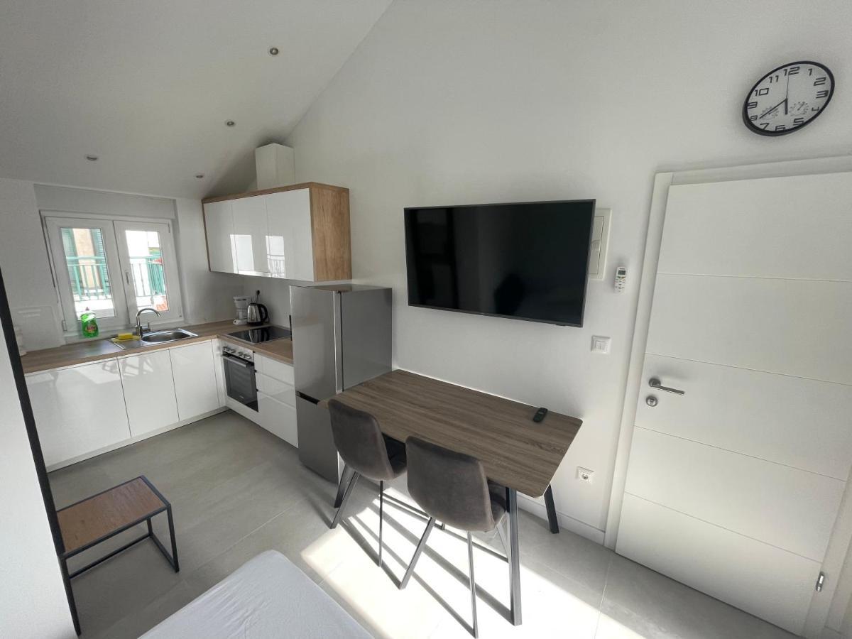 New Modern Deluxe Apartmens Domo Baška Voda Buitenkant foto